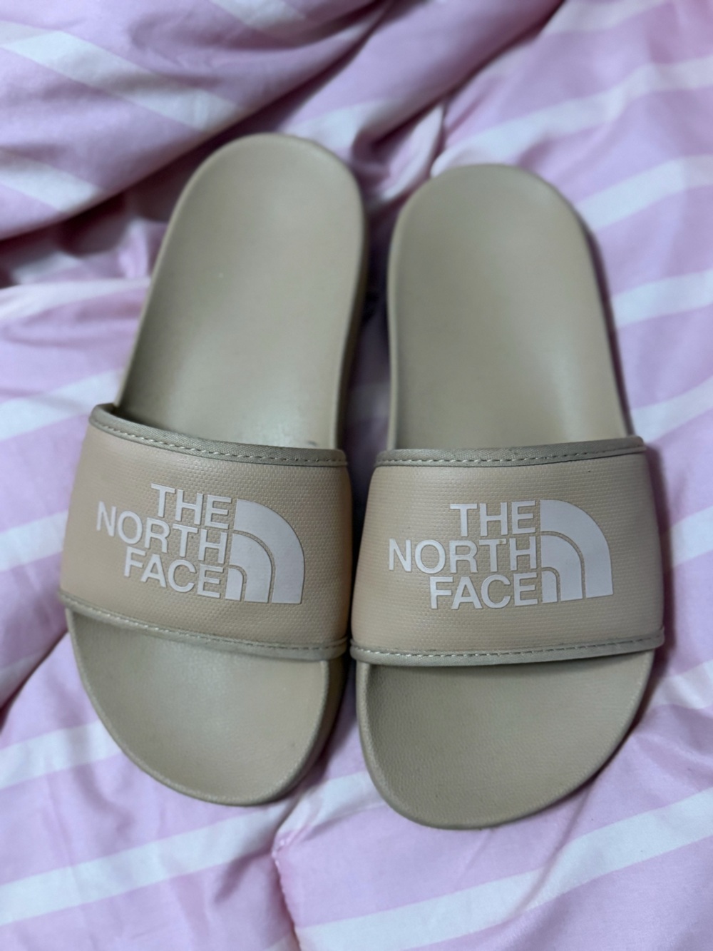 The North Face Women's Taupe Slide Sandals with White Logo Sz 6 never worn